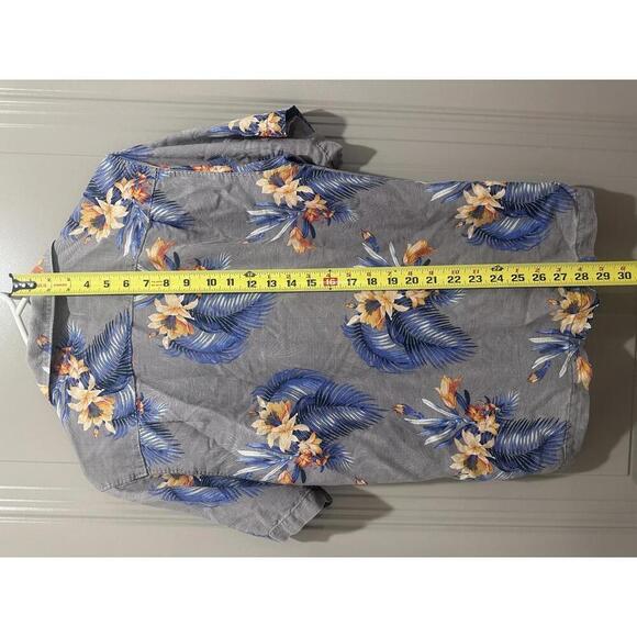Tommy Bahama Men's Silk Hawaiian Shirt XS - Picture 7 of 7